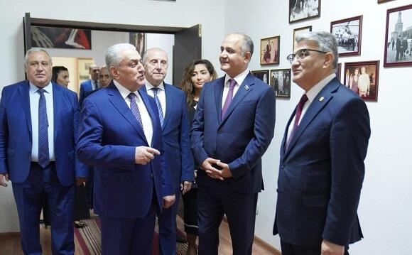 Binəqədidə YAP fəalları ilə növbəti görüş keçirildi 