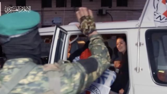 İsrail Qəzzadan azad edilən məhbusları mətbuatdan gizlədir 