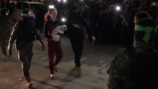 HƏMAS 10 israilli məhbusu Qırmızı Xaça təhvil verib 