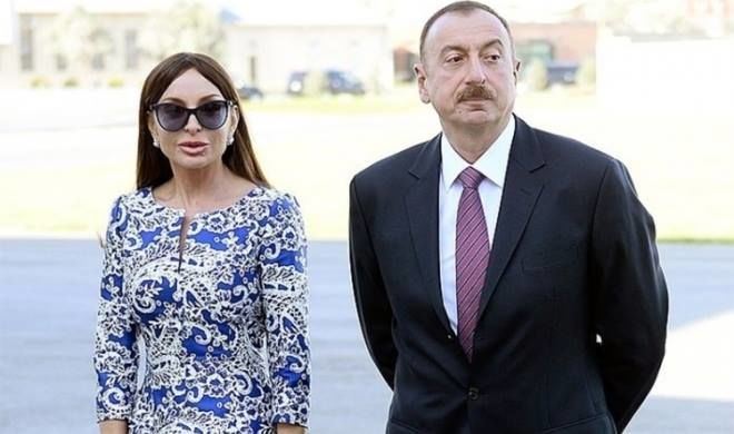 Prezident və xanımı Bakıda mühüm tədbirdə - Canlı 