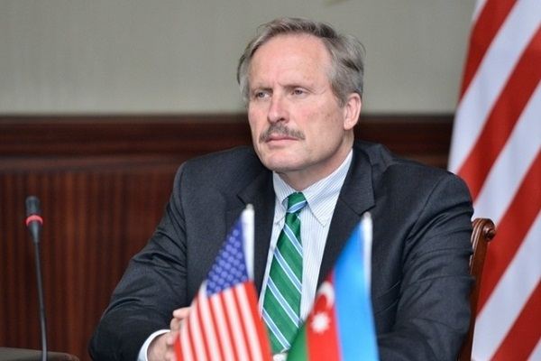 Azərbaycanlılar haqda hər cür yalan... - ABŞ diplomatı 