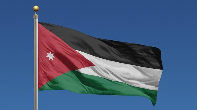 İordaniya: İsveçdə Qurani-Kərimin yandırılması nifrət və zorakılığı artırır 