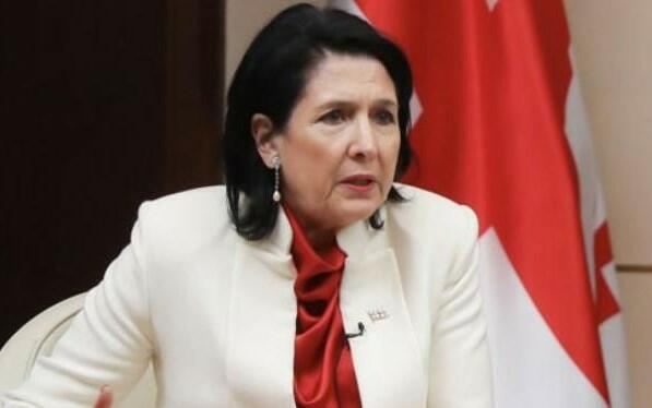 Zurabişvilinin impiçmenti qəbul edilmədi 