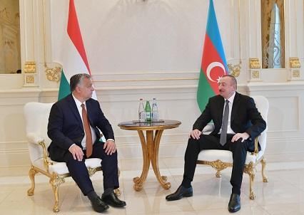 İlham Əliyev Macarıstanın baş nazirini təbrik etdi 