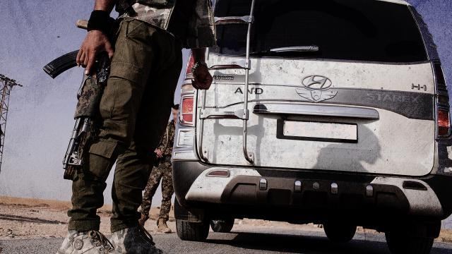 Terror təşkilatı PKK/YPG Deyr əz-Zorda 8 ərəb qəbilə üzvünü saxlayıb 