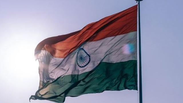 Hindistanda ad dəyişikliyi müzakirəsi: Hindistan yoxsa Bharat?