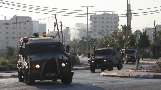 İsrail qüvvələri 2 fələstinlini yaralayıb, 15 fələstinlini isə həbs edib 