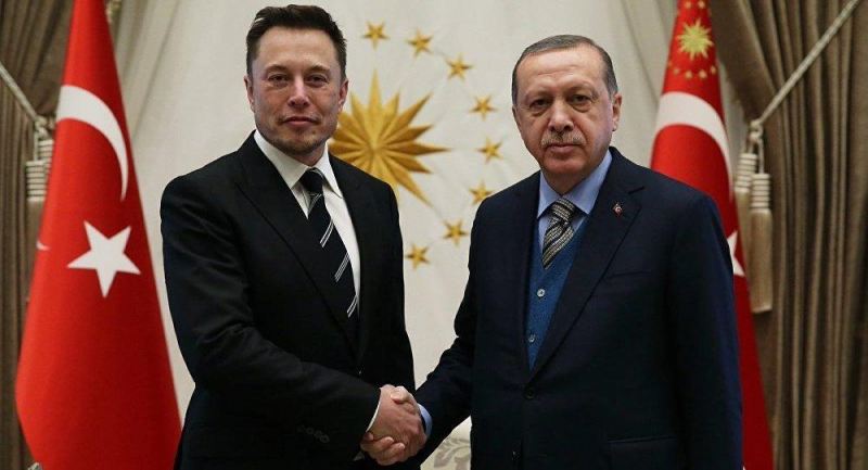 Ərdoğan Maskdan xanımını soruşdu - Video 