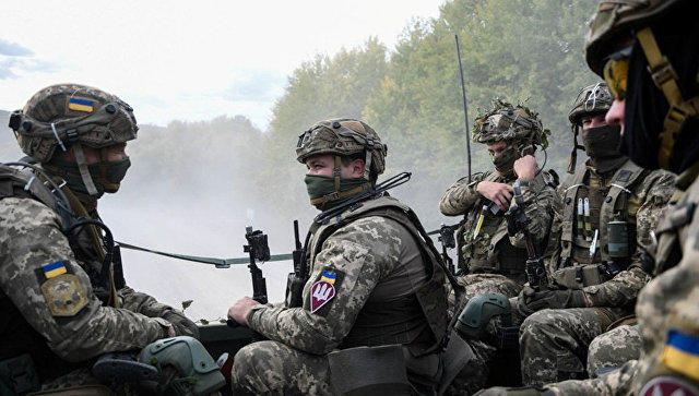 Ukrayna Zaporojyedə rusların müdafiə xəttini yarır 