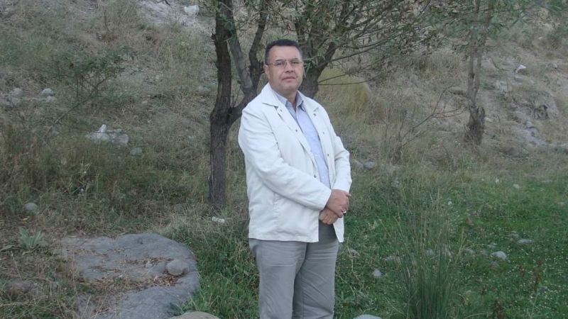 Tanınmış yazıçının oğlu şikayətçidir: Məhkəməyə müraciət edəcəm