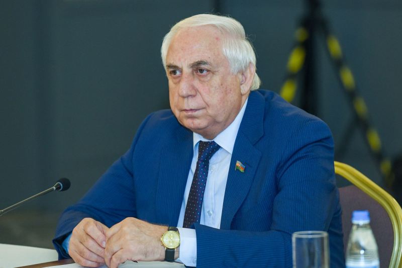 Hadi Rəcəbli ilə vida mərasimi keçirilir 