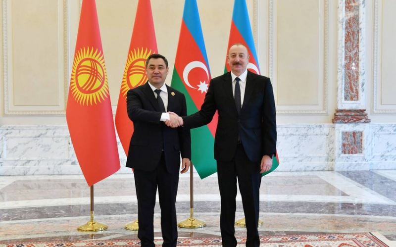 Əliyev Japarovu COP29-a dəvət etdi 