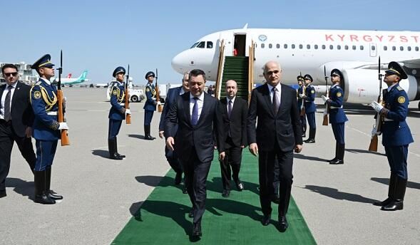 Japarov Azərbaycana gəldi 
