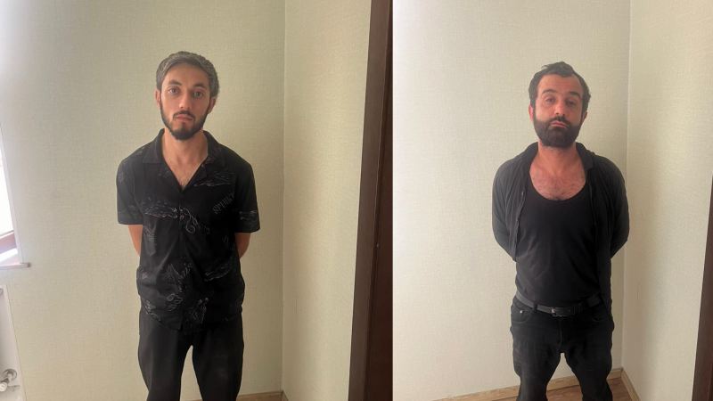 Taksi sürücüsünü döyüb avtomobilini qaçırdılar - Cinayəti törədənlərin fotoları