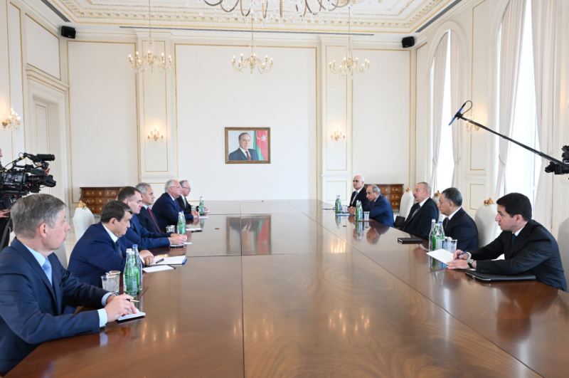 İlham Əliyev Sergey Şoyqunu qəbul etdi – FOTO 