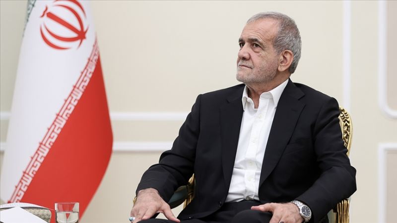 İran prezidenti: \"Siyasətimiz qarşıdurmadan qaçmaq, dünya ölkələri ilə əlaqələri genişləndirməkdir”