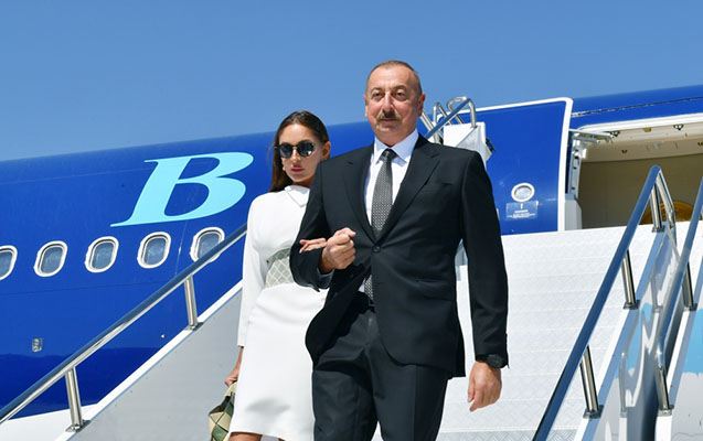 Prezident xanımı ilə Özbəkistana getdi 