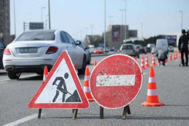 8 Noyabr prospektində hərəkət tam məhdudlaşdırılır 