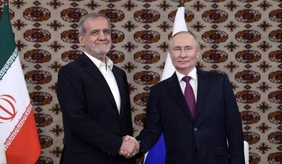 Pezeşkian Putinə zəng etdi 