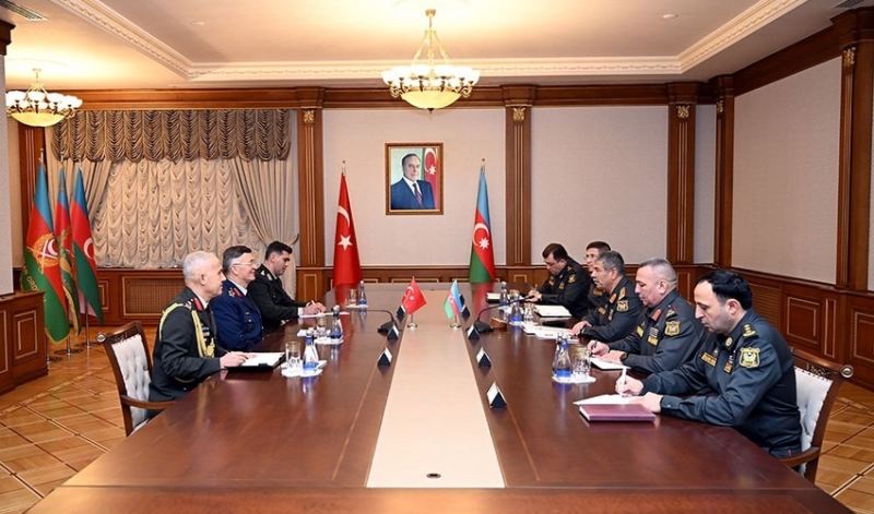 Zakir Həsənov kəşfiyyat generalı ilə görüşdü - FOTO 