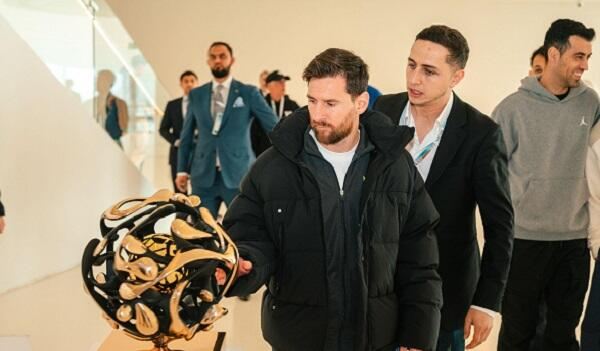 Messi Heydər Əliyev Mərkəzində - Foto 