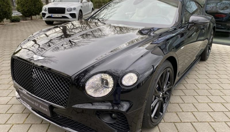 Tanınmış rəqqasənin həyat yoldaşı ona 40 milyonluq \"Bentley\" aldı - (VİDEO)