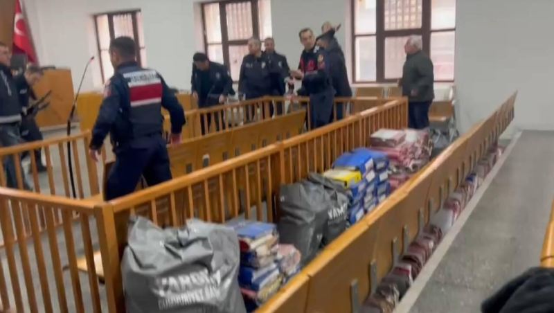 Türkiyədə məhkəmə zalına silahlı basqın: Ölən və yaralananlar var 