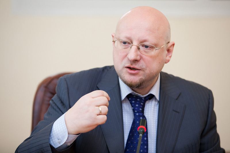 Bakıya hüquqi əsas verirsiniz, Zəngəzuru ala bilər – Rus ekspert 