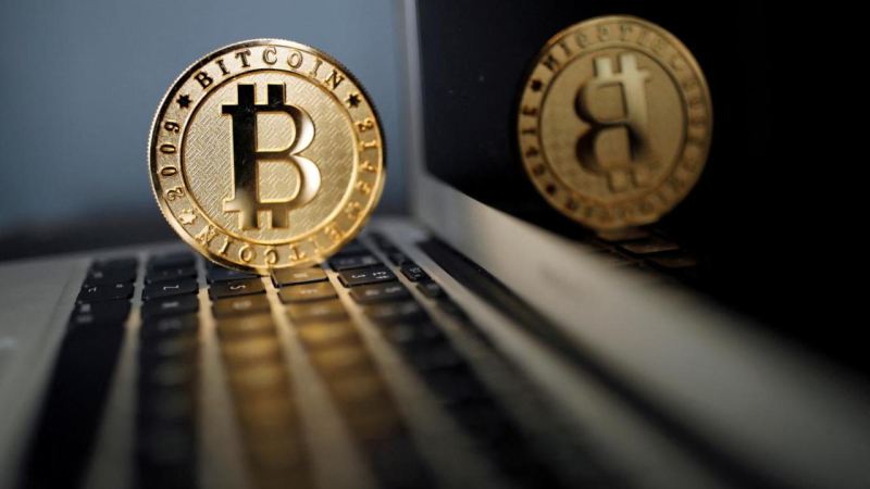 Bitcoin 106 min dolları keçərək yeni rekord qırıb 