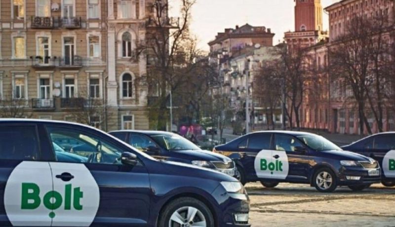 \"Bolt\" sürücüləri NARAZIDIRLAR: Xidmət haqqı qalxdı, gəlirlər azaldı 