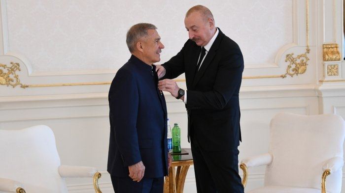 Prezident Rüstəm Minnixanov ilə görüşüb 