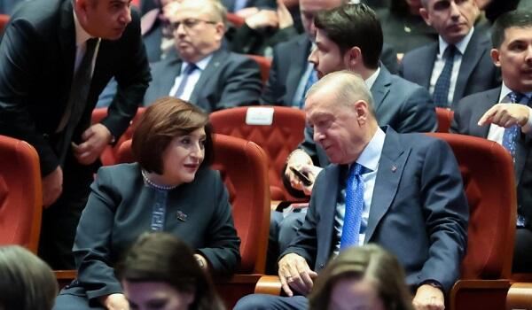 Ərdoğan Sahibə Qafarova ilə görüşdü - Foto 