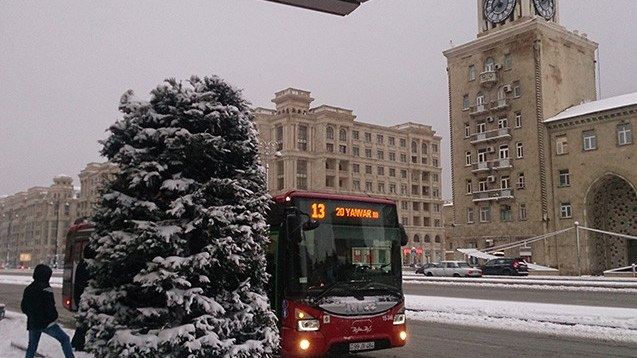 Bakıya 2-ci qar dalğası gəlir: Bu saatdan etibarən yağmağa başlayacaq 