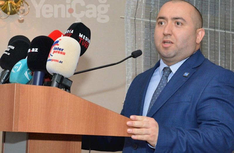 \"Ənənəvi media ciddi xəbər deməkdir, sosial şəbəkələr əsla onun yerini tuta bilməz\" — Aqil Ələsgər 