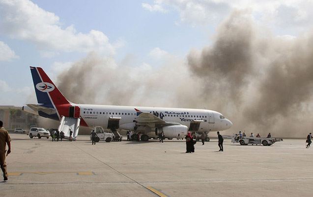 Yəmənin Səna aeroportuna hava zərbələri endirilib 