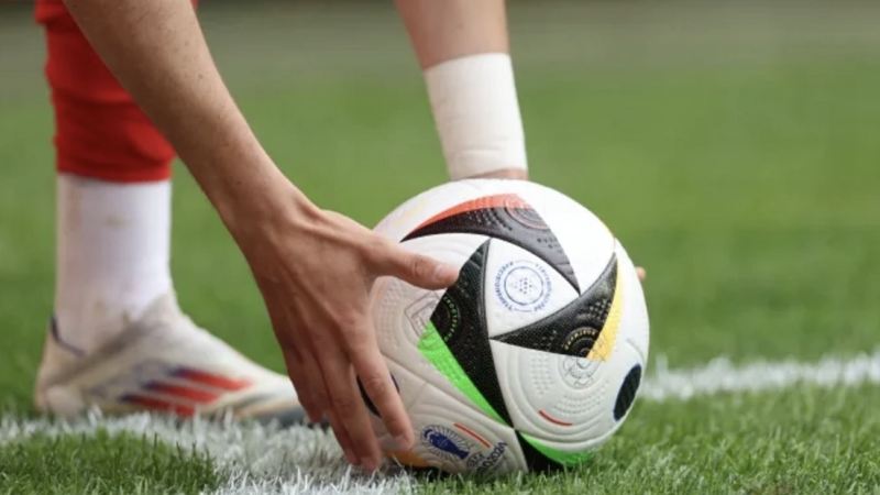 Avropanın yaşıl meydanlarında bu gecə keçiriləcək görüşlərin AFİŞASI 
