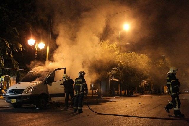 Afinada nazirlik önündə partlayış törədildi 