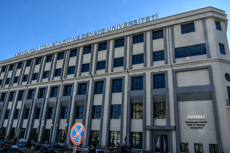 ADNSU-nun tələbəsi qəfil öldü - FOTO