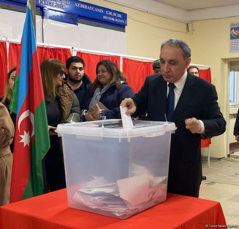 Baş prokuror Kamran Əliyev səs verdi 