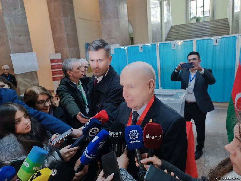 Lebedev: Seçki böyük fəallıqla keçirilir 
