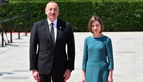Moldova prezidenti İlham Əliyevə zəng etdi 