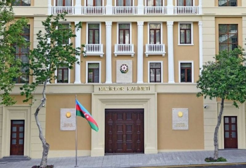 Azərbaycan Hökuməti istefa verib 