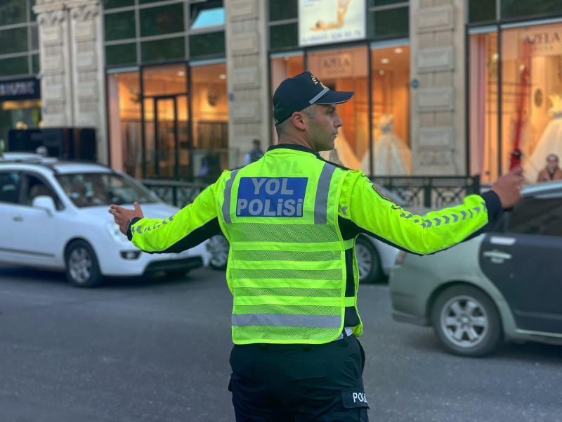 Yol polisindən sürücülərə müraciət 