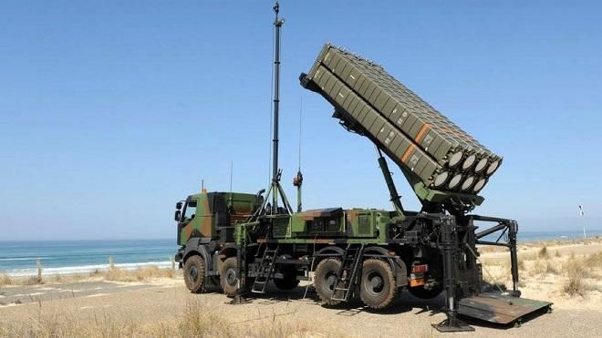 Rusiya Fransanın zenit kompleksini məhv etdi 