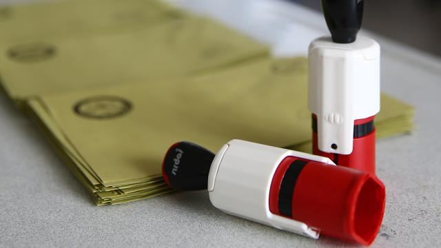 Türkiyədə 26 deputat seçkidə mübarizə aparacaq 