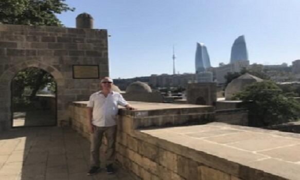 ABŞ və Britaniya səfirlərinin təbrikində siyasi notlar 