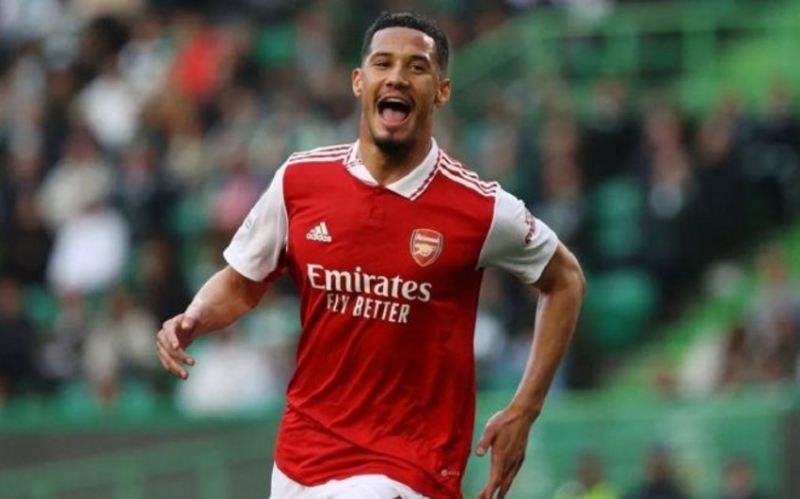 \"Arsenal\"ın futbolçusu ötən ilin ən yaxşı müdafiəçisi seçilib 