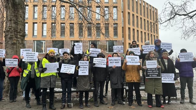 Berlində yaşayan israillilər nümayiş keçiriblər 