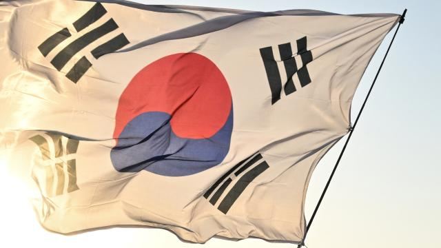 Cənubi Koreyadan təxliyə əmri: 200-ə yaxın artilleriya mərmisi atıldı
