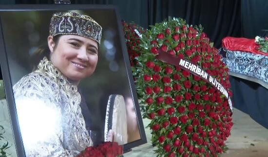 Aygün Bəylər son mənzilə yola salındı - YENİLƏNİB + FOTO/VİDEO